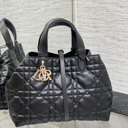 Dior Toujours