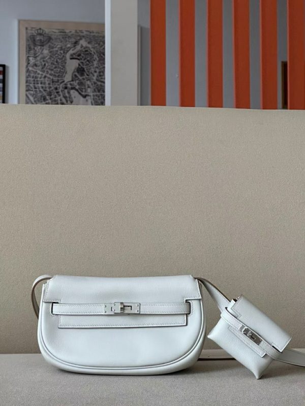 Hermès series