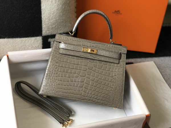 Hermès series