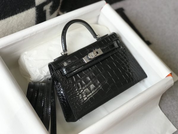 Hermès series