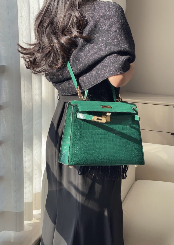 Hermès series